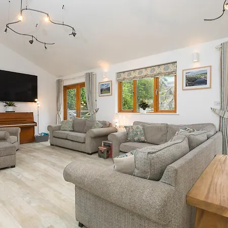 Branock, Tor Down Quarry Holiday home